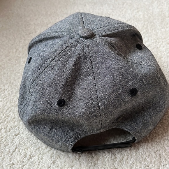 Vans hat - Picture 2 of 3